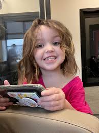 I've looked at the Bibbidi Bobbidi Bputique hair choices and my little is  not thrilled to have to have her hair in a bun. Does anyone know if they  can do anything