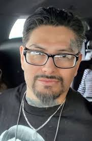 Daniel Suazo's Instagram, Twitter & Facebook