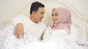 Ruu kuhp segera diresmikan tetapi banyak pasal yang bisa merugikan perempuan. Onani Yang Dibolehkan Dalam Hukum Islam Nusa Daily