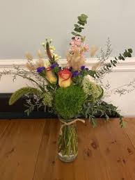 We guarantee you the most beautiful sympathy flower arrangements in the whole toronto, ontario area. Rose Garden Flowers Gifts Florists 762 Dundas Street W Toronto On Phone Number Yelp