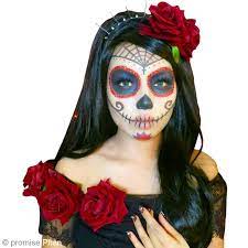 Voici une idée de maquillage très tendance pour halloween ! Diy Maquillage Halloween Fete Des Morts Mexicaine Idees Conseils Et Tuto Halloween