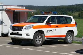 polizei toyota landcruiser 26 8 2015 2623 land cruiser toyota police cars