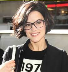 Pin By Cynthia Youngblood On Glasses Short Hair Cuts For Women Thick Hair Styles Hair Cuts