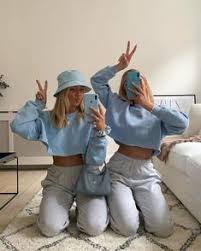 Bester freund zeichnungen menschen zeichnungen zeichnungen von mädchen beste freundin bilder coole bilder zum zeichnen bff bilder freund fotos mädchen zeichnen freunde fotografie. 110 Bff Bilder Nachmachen Ideen Bff Bilder Freunde Fotografie Fotoshooting Freunde