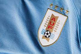 Chaussure collector coupe du monde football 1998 2018 2 étoiles ! Pourquoi L Uruguay A Quatre Etoiles Sur Son Maillot L Equipe