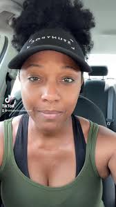 Shellita Boxie (@foxyboxie)’s videos with original sound