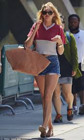 Elsa hosk has her own little angel now. Victoria S Secret Angel Elsa Hosk Shows Off Her Legs In High Cut Daisy Dukes Daily Mail Online