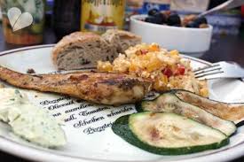 Lieblings Maissalat Und Lieblings Hahnchenbrustfilet Dreierlei Liebelei Hauptgericht Gutes Essen Maissalat