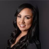 Kim Yeager's Instagram, Twitter & Facebook