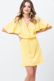 2020 Yazlik Sari Elbise Modelleri Kisa V Yakali Onden Dugme Detayli Kisa Kol Dantel Elbise Modelleri Sari Elbise Elbise