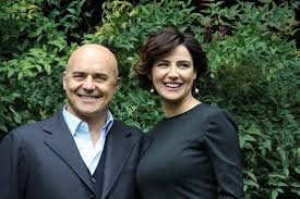 She has been married to luca zingaretti since may 23, 2012. Fiocco Rosa Per Luisa Ranieri E Luca Zingaretti