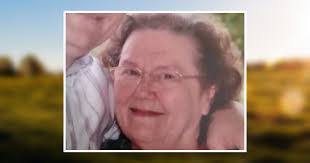 Melissa Tapp's Instagram, Twitter & Facebook