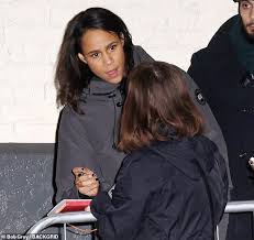 I commented several times on what appeared to be his physical chemistry and general vibe towards his pretty costar, zawe ashton. Tom Hiddleston And Betrayal Co Star Zawe Ashton Are Greeted By Adoring Fans Outside The Theatre Daily Mail Online