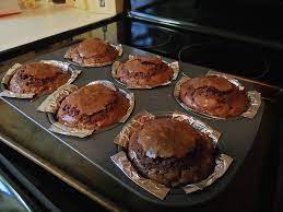 At texas roadhouse, you'll want one of the amazing desserts to complete your meal. Copycat Texas Roadhouse Big Ol Brownie Allfreecopycatrecipes Com