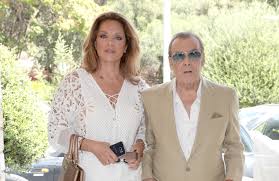 Η κόρη του τόλη βοσκόπουλου και της προέδρου του εοτ, άντζελας γκερέκου συμμετέχει στη νέα σειρά της ερτ, «τα καλύτερά μας. Catm8o2bghuogm