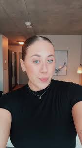 Anna Eilers's Instagram, Twitter & Facebook