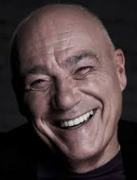 Отдельного внимания заслуживает любовная биография познера, в которой нашлось место и бурным романам, и предательству, и настоящим чувствам. Vladimir Posner Biography Photo Age Height Personal Life Family 2021