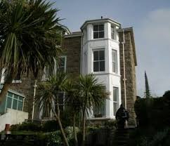 With stunning views of the sandy beaches or stormy waves the ship inn is the perfect place to refresh & chat to locals, or snuggle up in front of the open fire and read a good. Cornwall St Ives Homepage Von Vreni Roth