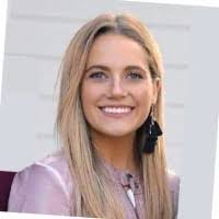 Sarah Whiteman's Instagram, Twitter & Facebook