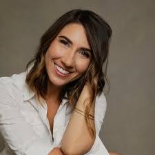 Sarah Bodnar's Instagram, Twitter & Facebook