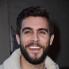 Dustin Lundgren's Instagram, Twitter & Facebook