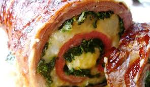 La rollata di vitello è un secondo davvero appetitoso, il suo sapore è unico e originale. Ricetta Girelle Di Vitello Farcito Le Ricette Di Buonissimo