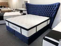 Boxspringbett designer bett doppelbett mino leder stoff led ehebett lederbett. Crown Betten