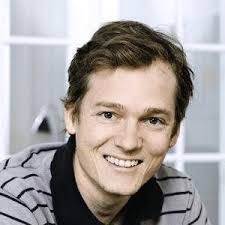 Lance Woodward's Instagram, Twitter & Facebook