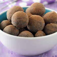 Decouvrez La Recette Truffes Au Chocolat Sans œuf Sur Cuisineactuelle Fr Truffes Au Chocolat Recette Truffe Chocolat Truffe Recette