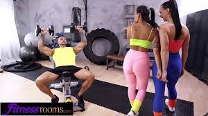 Fitness Rooms Lady Gang gym 3some with big boobs big booty Spanish babe -  XNXX.COM