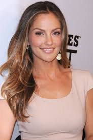 Jane is excited for her first meeting with her editor, but he's definitely not what she expected. Top 50 Facts About Lyla Garrity Actress Minka Kelly You Need To Know