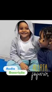 Momentos de descoberta e conexão ✨ Pais descrevendo suas crianças com amor,  enquanto elas ouvem e se reconhecem nas palavras. As reações falam por si!  🫶🎥 , #AmorQueSeCompartilha , #ConexãoEmFamília, ...