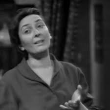 Chell' s'è squagliata 'a 'nzogna dind' 'a sacca!”