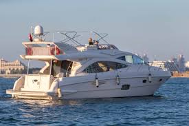 Luxury Yacht Rental 971 4 296 5460 971 50 559 4372 Book Online Www Centauruscharter Com Centaurus Charter Service C Yacht Rental Yacht Fishing Tours