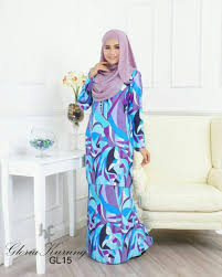 Baju kurung yang special rich dan elegant color untuk tahun 2017 anda. Kurung Moden Gloria Kurung Moden Gloria Fashion