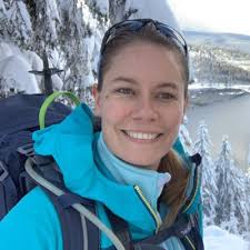 PORTRAIT D'UNE EMPLOYÉE 🙋‍♀️ Rencontrez Vanessa Bilodeau M.A., conseillère  responsable des relations fédérales-provinciales.