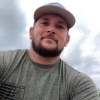 Ethan Renfro's Instagram, Twitter & Facebook