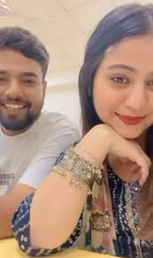 1532: Umrah Faiz and Nikhil Sinha