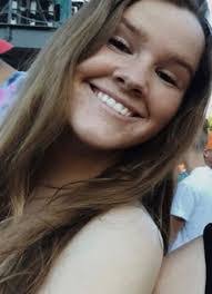 Jennifer Asmussen's Instagram, Twitter & Facebook