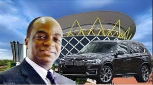 The televangelist hails from nigeria where he is popularly known as pastor chris. Tb Joshua Net Worth And Lifestyle Youtube