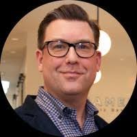 Kevin Pew's Instagram, Twitter & Facebook