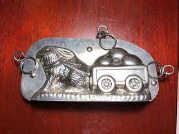 Collectible Antique Vintage Chocolate Mold 15243 Rabbit Train Car Easter Eggs Gc Unknown Collectiblevintage Chocolate M Collection Antiques Personalized Items