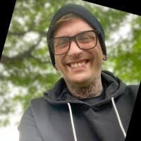 Sarah Doxtater's Instagram, Twitter & Facebook