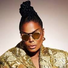 Kandis Watson's Instagram, Twitter & Facebook