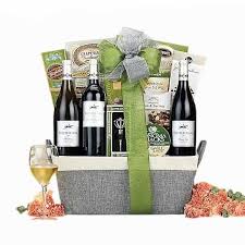 Send champagne and flowers usa. Steeplechase Vineyards Trio Gift Basket Of Wine Cheese Swirls Pralines Almond Crunch More Wine Country Gift Baskets Wine Gift Baskets Gift Baskets