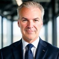 10+ "Sean Service" profiles