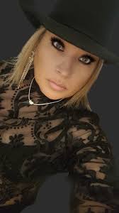 Hola buenas noches saludos desde Chile