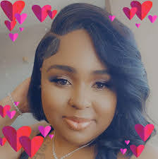 Jacquelyn Beach's Instagram, Twitter & Facebook