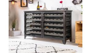 Vous cherchez une cave à vin encastrable ? Cave A Vin 55 Bouteilles Pin Grise Et Metal Noir Pour Salle A Manger