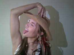 ainslie linskey (@ainslielinskey) • Instagram photos and videos